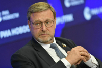 Сенатор Косачев назвал безобразными слова Шольца об освобождении Германии США