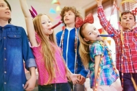 В Минпросвещения предложили вернуть школьные дискотеки