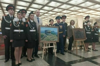 Картины ямальских художников стали достоянием Музея Победы