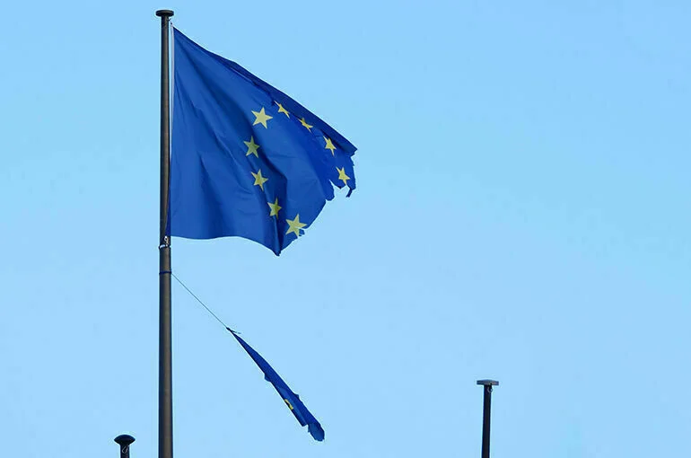 Times: Страны ЕС поссорились из-за вопроса отправки миротворцев на Украину