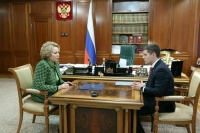 Матвиенко заявила, что Ямал должен быть образцовым по уровню демографии