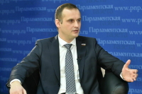 Депутат Леонов считает, что полный запрет вейпов позволит отучить детей от курения