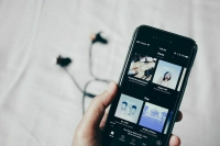 Московский суд оштрафовал Spotify на 10 миллионов рублей за отказ локализовать данные