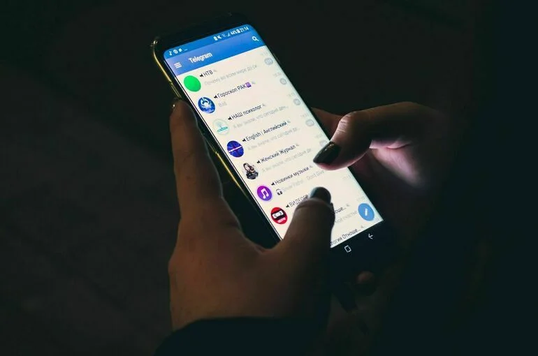 Россиян предупредили о кражах Telegram-аккаунтов через Wi-Fi
