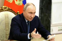 Путин поручил обновить школьные программы по математике и естественным наукам