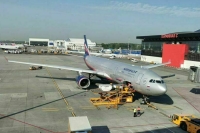 Аэропортам разрешат регистрировать спецтехнику для выезда на дороги