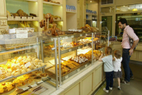 Оборот российского общепита за год вырос на 9%