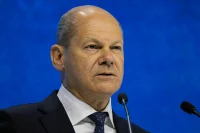 Шольц назвал неправильными поставки оружия Украине для ударов по РФ