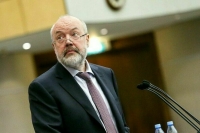 Депутат Крашенинников презентовал книгу о государстве и праве в 1939-1953 годы