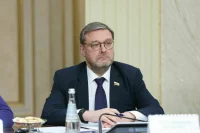 Сенатор Косачев назвал переобуванием в воздухе слова Рютте о переговорах по Украине