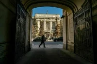 ЦБ не закладывает урегулирование на Украине в базовый макросценарий