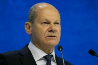 Шольц заявил, что Евросоюз не позволит демилитаризовать Украину