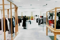 Минпромторг не считает актуальным поощрять возвращение иностранных брендов