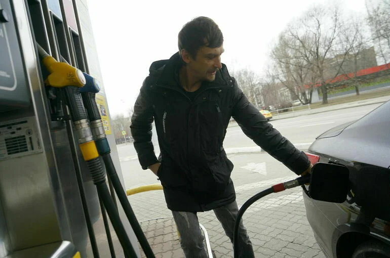 «Интерфакс»: Вопрос запрета на экспорт бензина из России обсудят 20 февраля