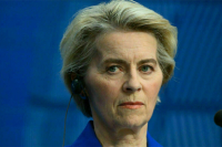 Глава Еврокомиссии сообщила Келлогу о намерении увеличить оборонные расходы ЕС