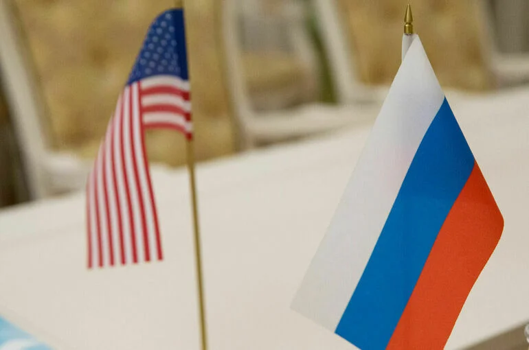 Ушаков анонсировал контакт команд переговорщиков России и США по Украине