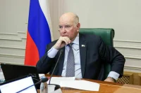 Сенатор Карасин: Восстановление штата посольств РФ и США займет несколько месяцев