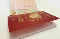 В Минпромторге заявили об отсутствии дефицита чипов для загранпаспортов