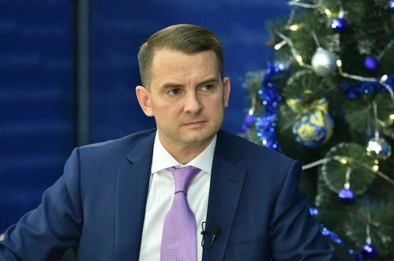 Депутат Нилов оценил вероятность постепенного перехода на четырехдневную рабочую неделю