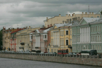 Петербуржцев предупредили о мокром снеге с дождем и гололеде на выходных