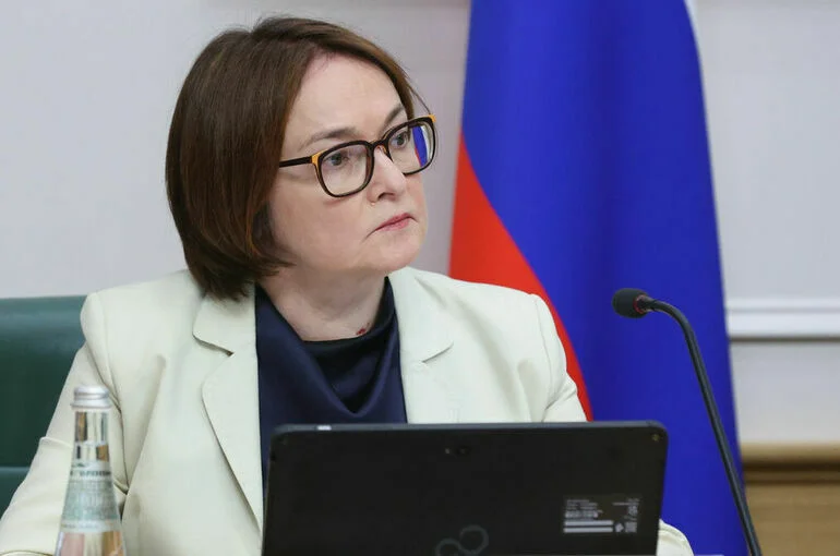 ЦБ пригрозил ужесточить регулирование автокредитов из-за навязывания услуг