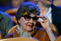 Володин поздравил актрису Алину Покровскую с 85-летним юбилеем