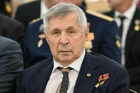 Путин наградил летчика-космонавта Виктора Савиных орденом Гагарина