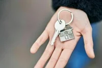 Купить и продать недвижимость можно будет без похода в МФЦ