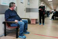 Срок ожидания консультации в поликлиниках сократился почти втрое