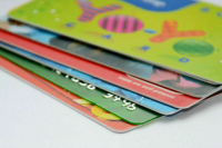 Банк России обсуждает ограничение количества карт, оформляемых на одного человека