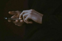 В России могут ввести самозапрет на получение международных звонков