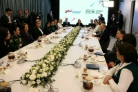 Путин поддержал идею общего стандарта поддержки семей бойцов СВО