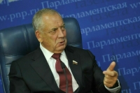 Сенатор Митин считает, что нужно разобраться в вопросе наценок на цветы