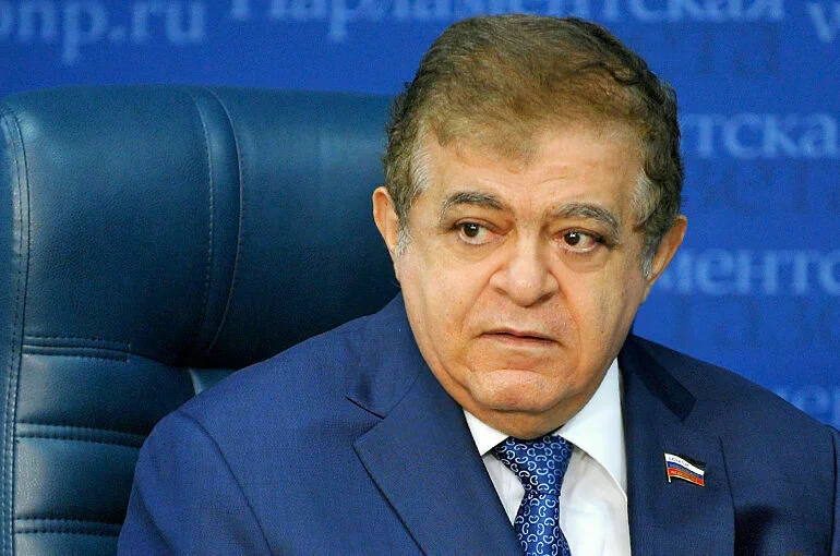 Атака дронов на Москву: кого Киев хотел запугать
