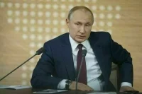 Путин поручил подумать о создании зоны безопасности вдоль границы с Украиной