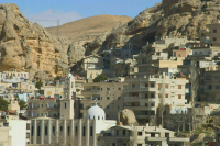 Захарова: Россия открыла базу Хмеймим для сирийских беженцев