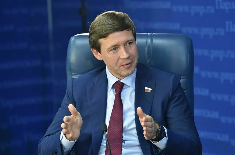 Сенатор Шейкин поддержал идею устанавливать самозапрет на покупки онлайн