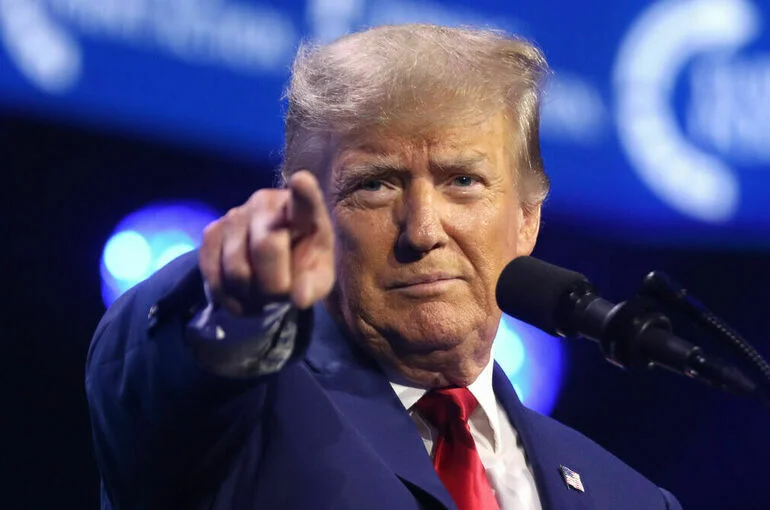 Трамп обвинил администрацию Байдена в ухудшении отношений с Россией