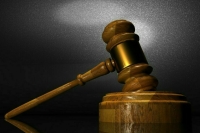 Суд арестовал бывшего замгубернатора Брянской области за взятку