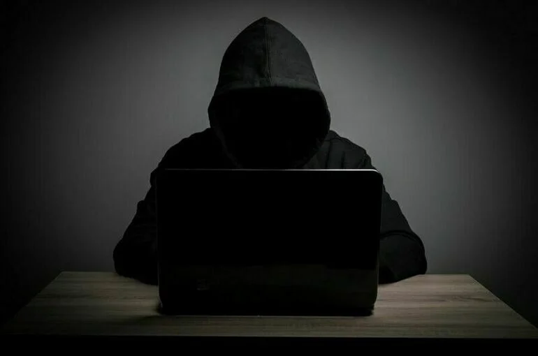 В Минпросвещения усилят работу по защите детей от действий мошенников