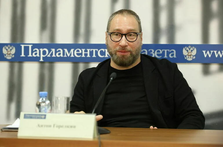 Депутат Горелкин: Рекомендации для блогеров со временем могут оформиться в закон