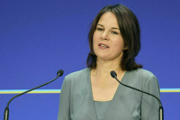 Бербок призвала Трампа воздержаться от несогласованных с ЕС уступок Путину