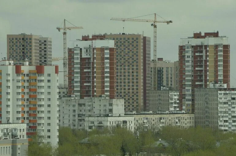 Переселенцам из Херсона хотят ограничить продажу купленного по госсертификатам жилья