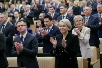 Депутаты Госдумы аплодисментами поблагодарили участников операции «Поток»