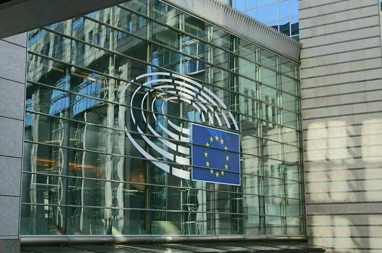 В Европарламенте выступили за отправку военных на Украину