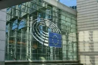 В Европарламенте выступили за отправку военных на Украину