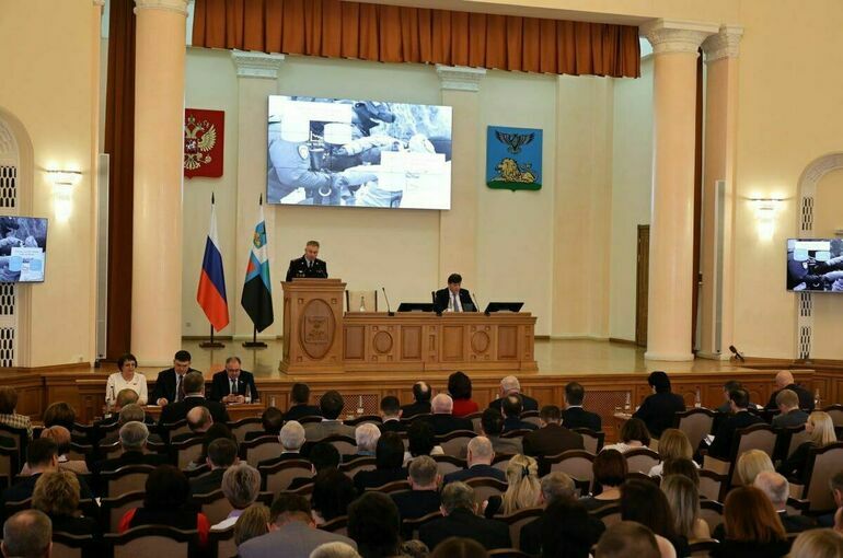 Курс на патриотическое воспитание белгородской молодежи закрепили законодательно