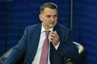 Депутат Нилов поддержал введение единой социальной карты для пенсионеров