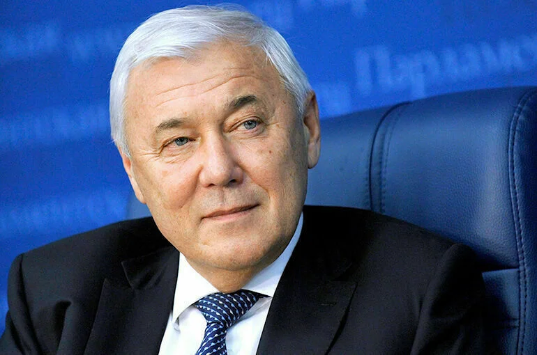 Если SWIFT вернется: россияне смогут переводить деньги за рубеж, как раньше
