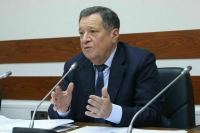 Депутат Макаров: В тяжелейших условиях Россия сошла с «нефтяной иглы»